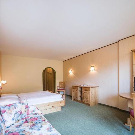 Hotel Edelweiss Браєс Екстер'єр фото