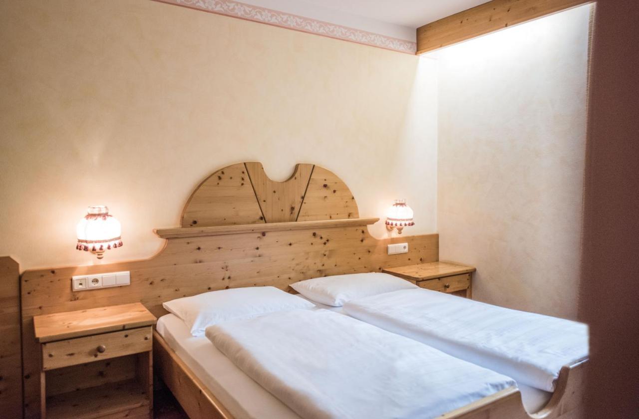Hotel Edelweiss Браєс Екстер'єр фото