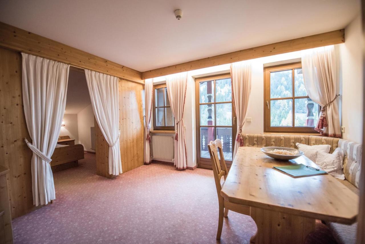 Hotel Edelweiss Браєс Екстер'єр фото